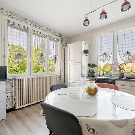 Bed & Breakfast D'hotes - Les Camelias