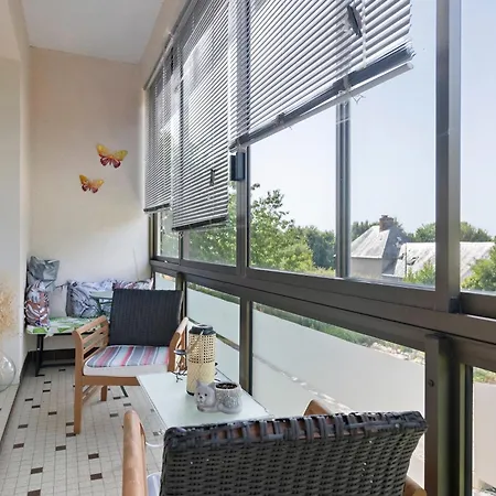 D'hotes - Les Camelias Bed & Breakfast 3*